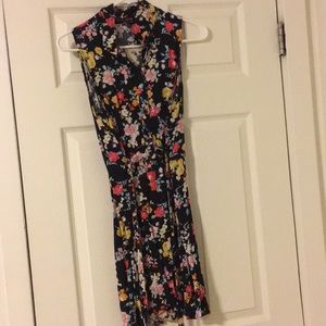 Collared flower print dress